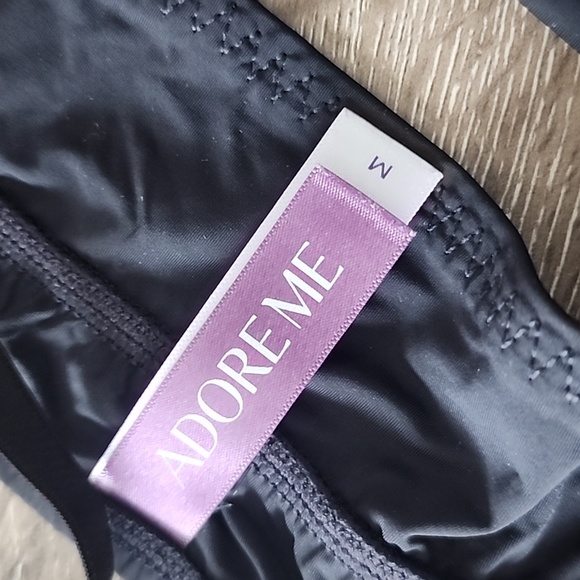 Adore Me Fatima Keyhole Cut Out Corset Seam Bikini Top Black Satin Medium - Picture 5 of 6